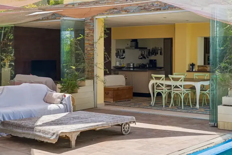 Located in the coveted residential area of El Toro, just minutes from the exclusive Port Adriano marina and the nearby — photo 6
