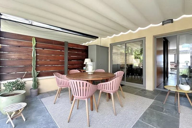Elegant townhouse with garden and sea views in El Molinar — photo 2