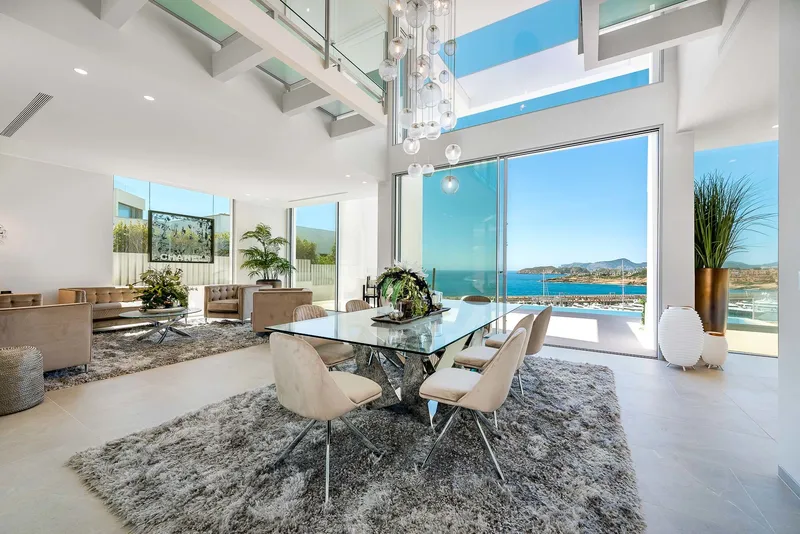 Luxurious new-build villa with sea and harbour views — photo 1