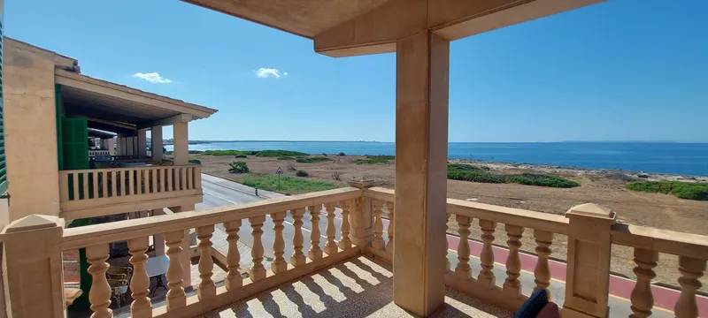 IA-104 4-bedroom apartment on the first line of the sea — photo 3
