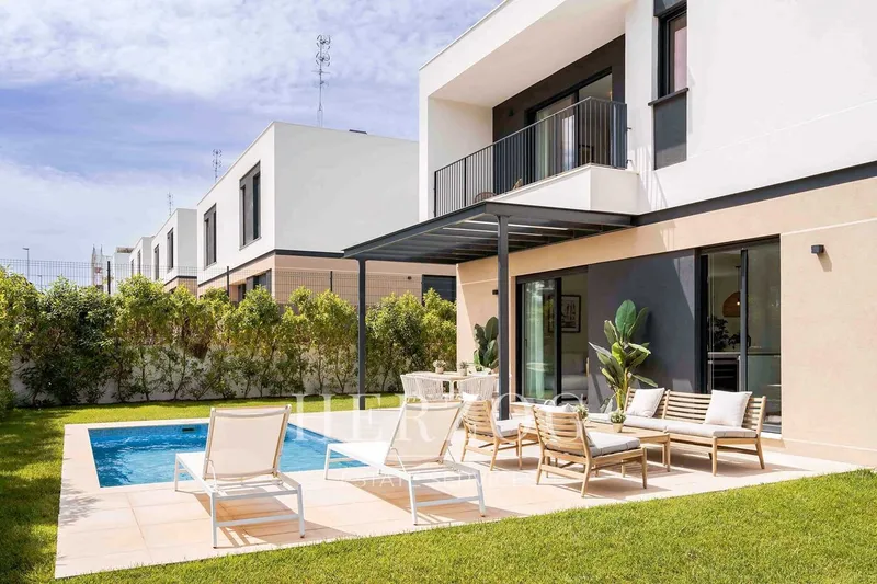 Modern newly built villa with private pool in a sought-after location in Puig de Ros — photo 3