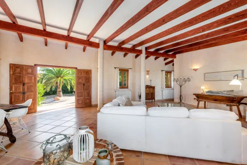 Inca: Dreamlike finca with wonderful views, quiet location and separate guest house in Inca — photo 7
