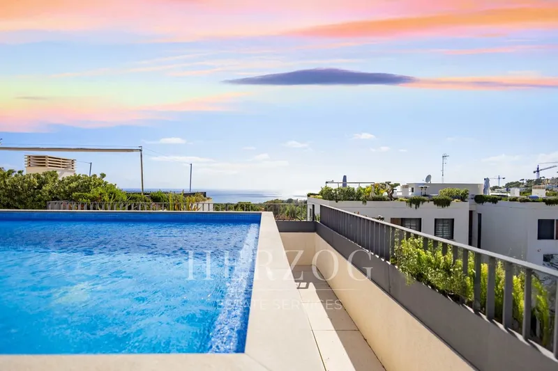 Modern penthouse with sea view, roof terrace and pool in exclusive residential complex — photo 5