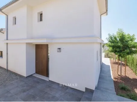 Modern villa with a pool near the beach in Cala Mendia — photo 3
