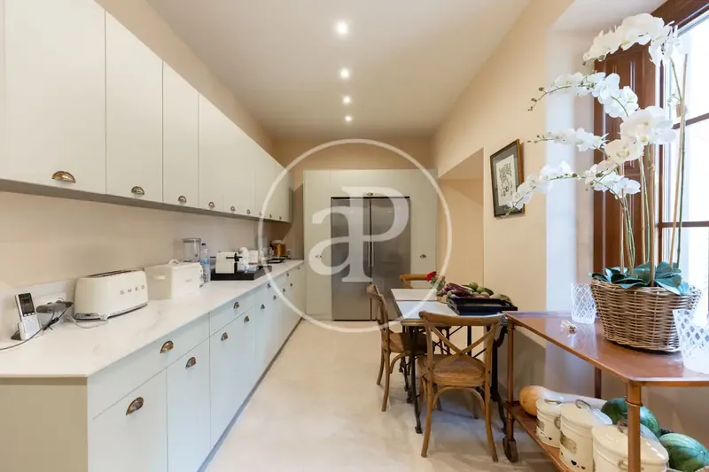 Spectacular and exclusive villa with pool for rent in Llucmajor — photo 7