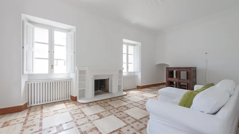 Elegant villa in El Terreno with park-like garden, pool and stunning views of the harbor — photo 6