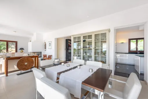Arta, beautiful finca with sea views and pool as well as guest house near Arta — photo 9