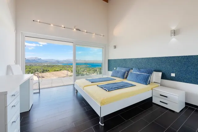 Exclusive villa with sea views and pool for sale in Bonaire, North Mallorca — photo 12