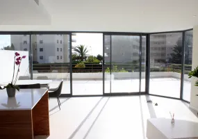 Modern Apartment with Large Terrace — photo 6