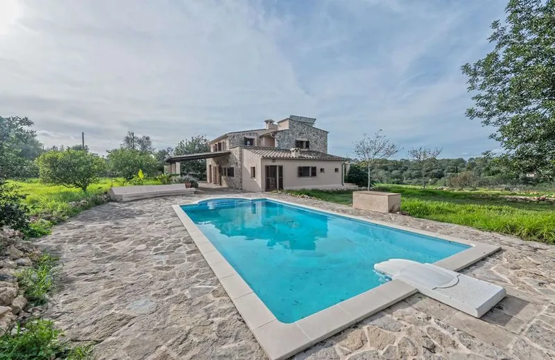 Estate in Sineu — photo 1