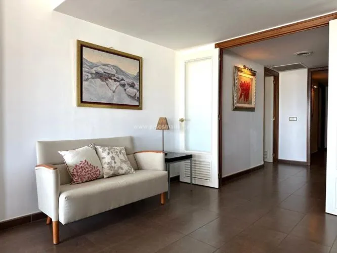 Apartment in Palma de Mallorca, La Bonanova area — photo 3