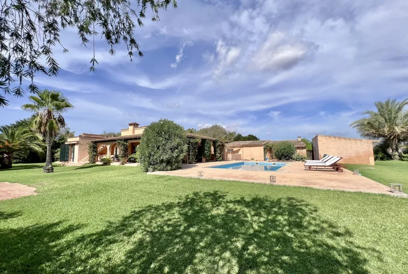 Cozy rustic finca a few km from Sa Ràpita and S'Estanyol — photo 2