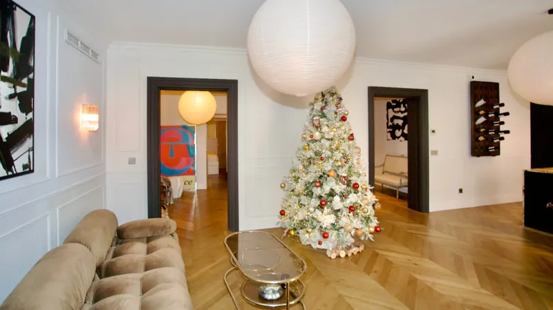 Beautiful and spacious apartment in the 'grand' style of old Palma, dating from 1886, and superbly reformed to the highest standard – for sale — photo 10