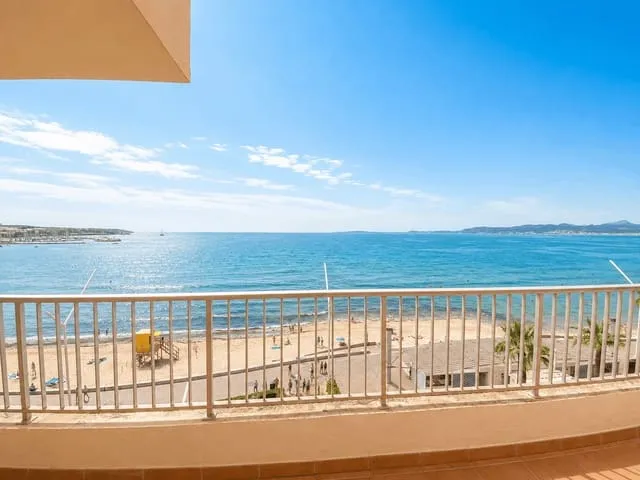 Apartment for rent in L'Arenal, Palma de Mallorca — photo 1