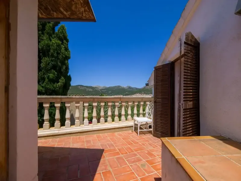 Charming country villa for sale in a picturesque location in Andratx, with stunning mountain views and a prime position — photo 5