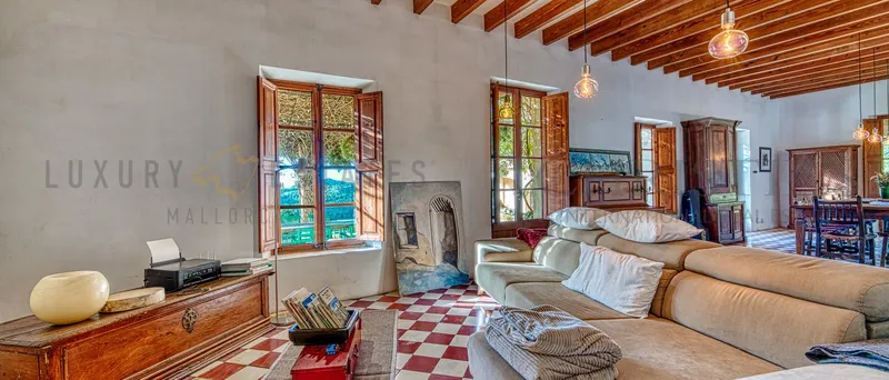 Traditional finca in Andratx with mountain and sea views — photo 4