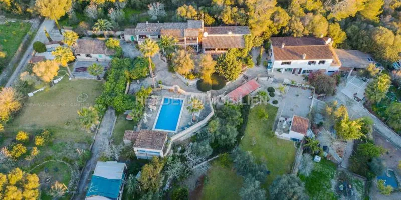 Fantastic finca property with ETV rental licence in Montuiri — photo 1