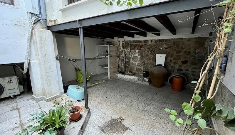 Ground floor a few meters from the center of Sóller — photo 12