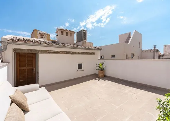 Flat / apartment for sale in Calle Ample de la Mercè — photo 3