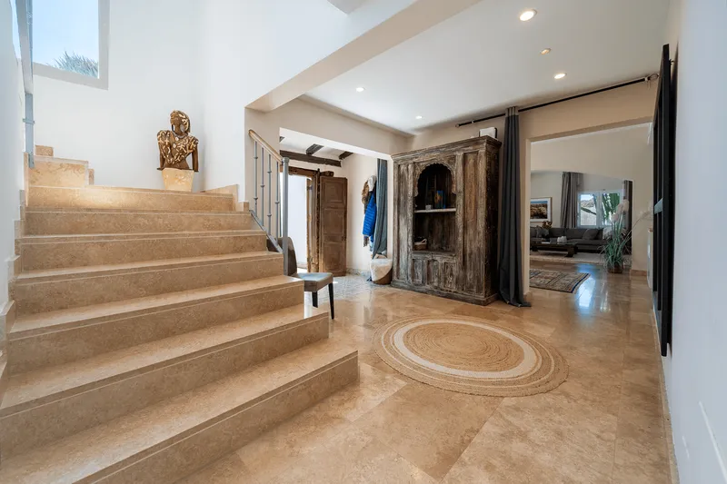 Mediterranean villa just steps from the sea in Sol de Mallorca — photo 11