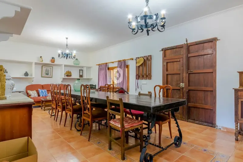 Descubre esta magnífica finca situada en Campanet, un enclave privilegiado de Mallorca donde la tranquilidad, la naturaleza y el auténtico c — photo 6
