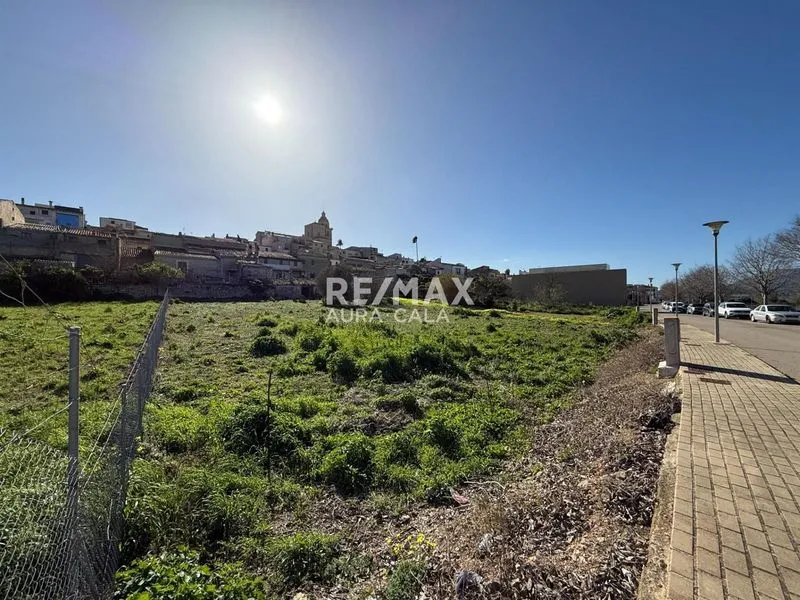 Plot for sale in Montuiri — photo 1