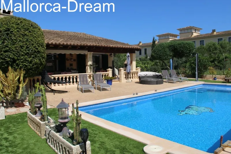 Sa Coma: Beachside chalet with large pool, orchard, central heating and air conditioning — photo 2