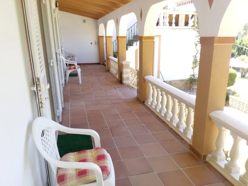 Beautiful Villa with Sea Views Ideally Located in Santa Ponsa — photo 5