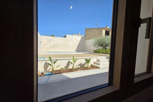 Ses Salines, Elegant Townhouse with Heated Saltwater Pool and Spacious Patio in the Heart of Ses Salines — photo 8