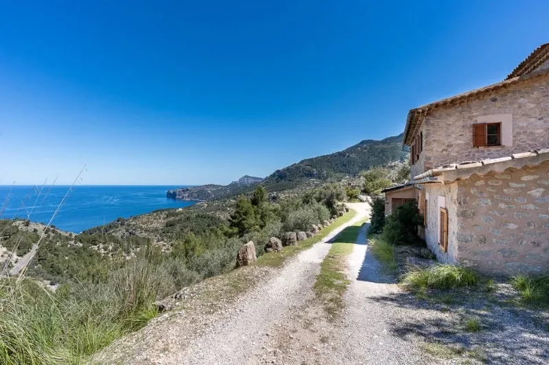 Authentic stone house in Deià with magnificent sea views — photo 1
