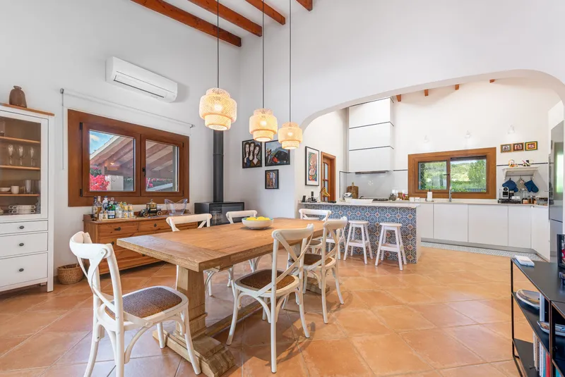 Fully reformed energy-efficient detached villa with heated saltwater pool in Crestatx — photo 5