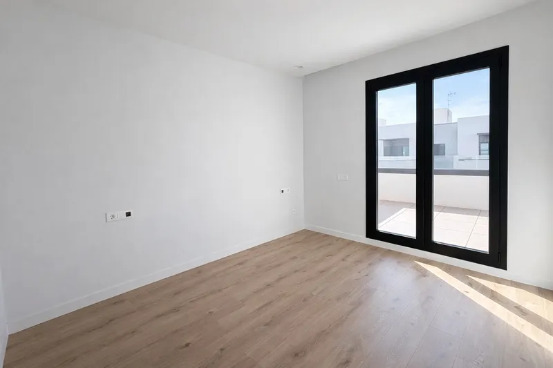Modern townhouse with private pool in a new residential complex in Palma Mehr — photo 7