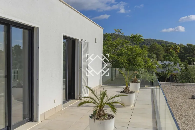 Modern and exclusive villa in residential area of Crestatx, close to Pollença, Mallorca — photo 11