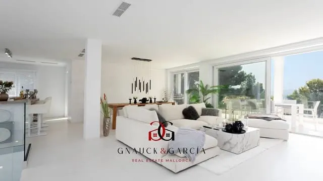 Villa for sale in Peguera / Paguera, Calvià, Mallorca — photo 3