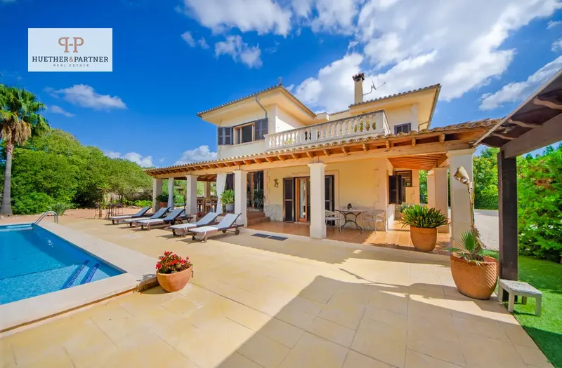 Finca with holiday rental license and profitable avocado plantation near Palma de Mallorca — photo 1