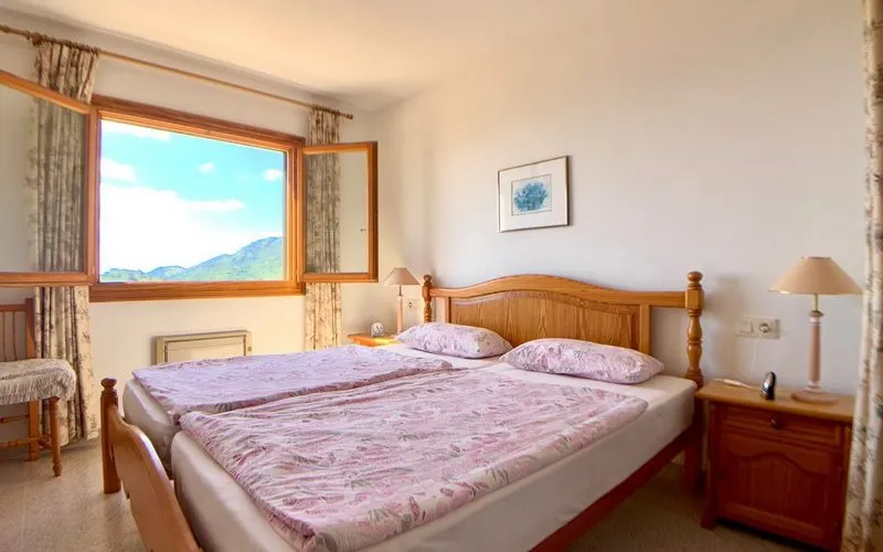 Apartment with a View of the Sea in Font de Sa Cala — photo 8