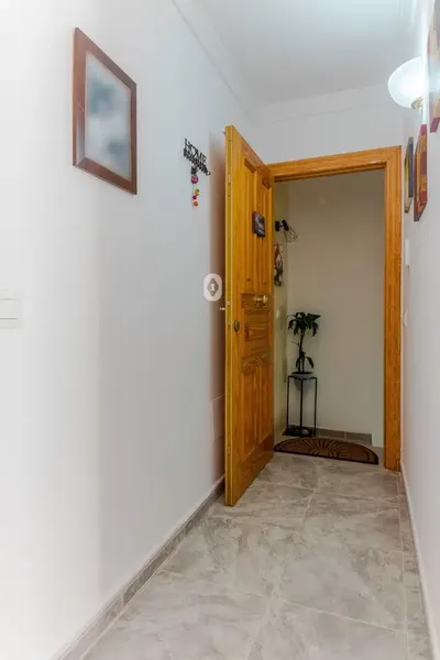 Spacious penthouse in Inca with terrace, fireplace and only two neighbours in the building, one per floor. — photo 6