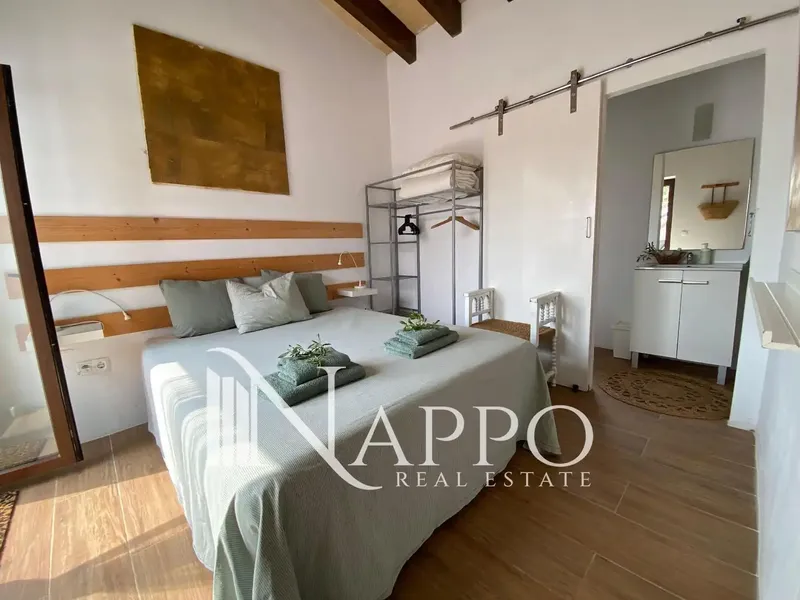 Nappo Real Estate is pleased to present this charming rustic property with a holiday license, located in a privileged setting of — photo 9