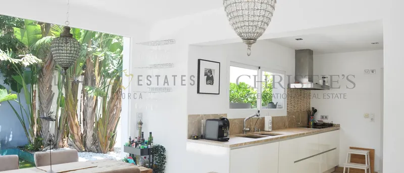 Villa in Sol de Mallorca with Moorish architecture and partial sea views — photo 5