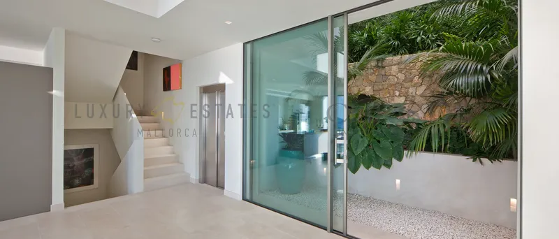 Designer villa in Puerto de Andratx with fantastic sea views in Cala Llamp — photo 7