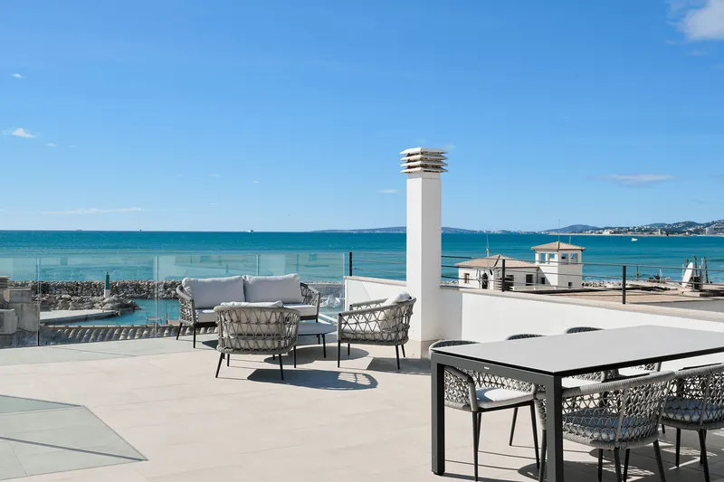 Duplex penthouse with terrace in El Molinar — photo 1