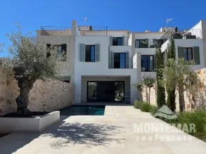 Townhouse with pool and garage for sale in Santanyí — photo 1
