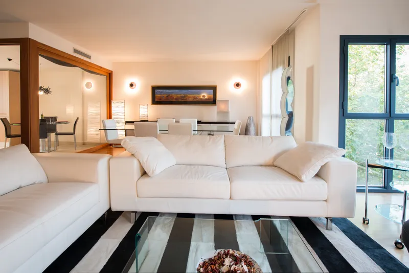 Palma de Mallorca old town: luxury new-build apartment on the Rambla — photo 3