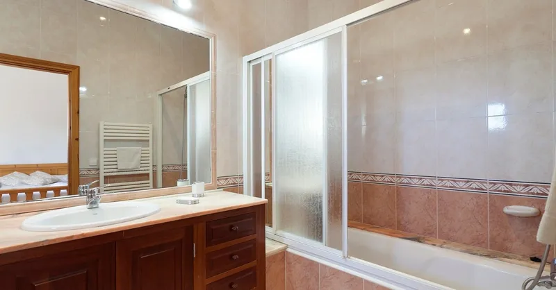 Natural stone finca with large pool, panoramic views and lots of privacy between Campos and Felanitx — photo 12