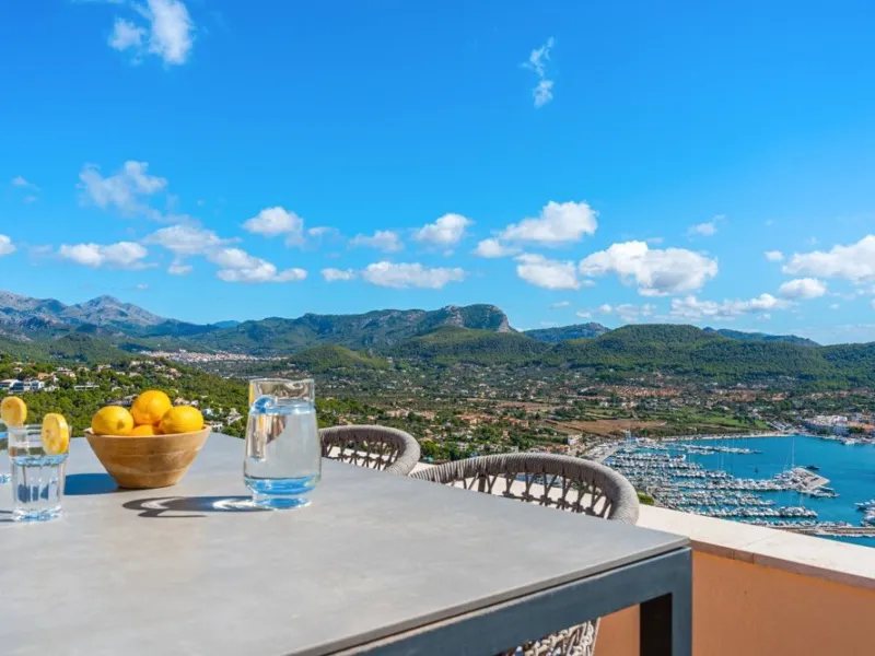 Penthouse in a Dream Location with Sea and Harbor View - Port d'Andratx - 2 Bedrooms, 103 m² — photo 3