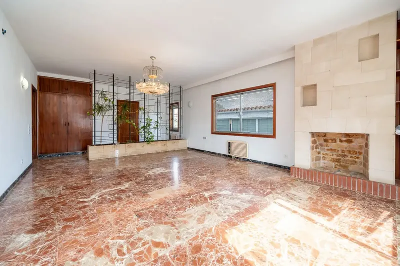 Semi-detached house with garden, terraces and solarium in the heart of Portals Nous — photo 2