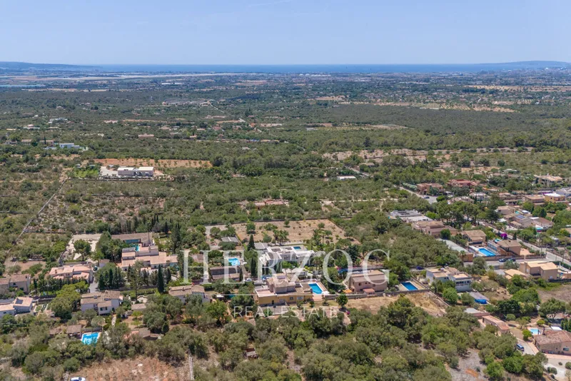 Spacious villa with a private pool and panoramic views in Sa Cabaneta — photo 2