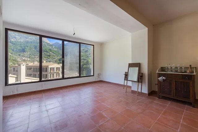 Unique and exceptionally large town house for sale in Fornalutx, Mallorca — photo 9