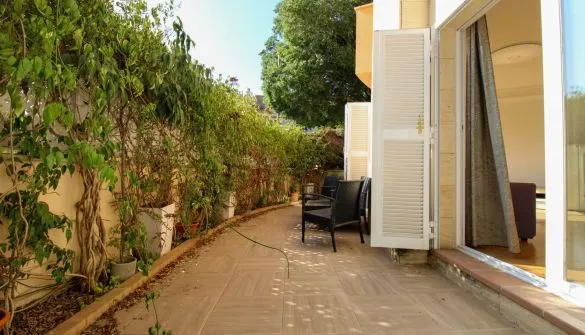 Townhouse in Son Rapinya — photo 1