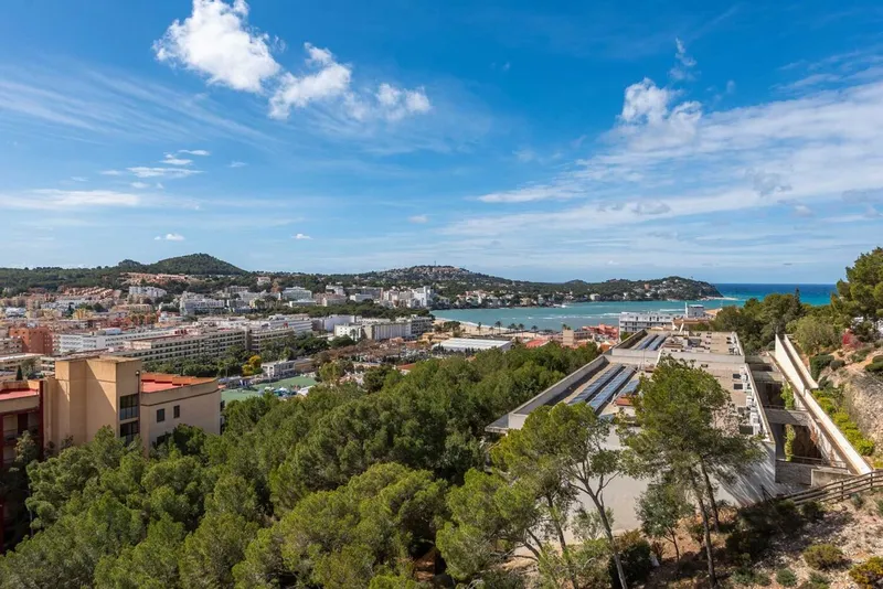 Exclusive New-Construction Penthouse in Santa Ponsa — photo 3